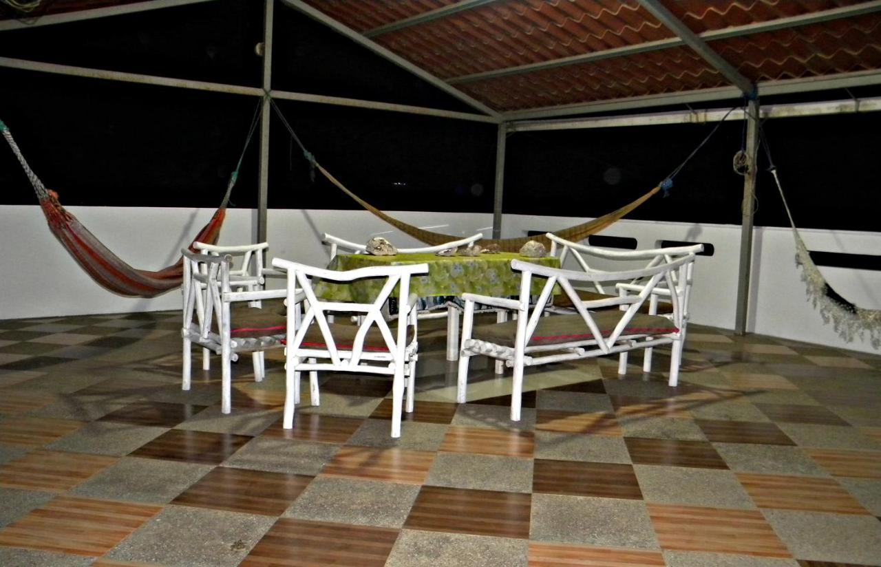 Casa Blanca Puerto Lopez Lägenhet Exteriör bild